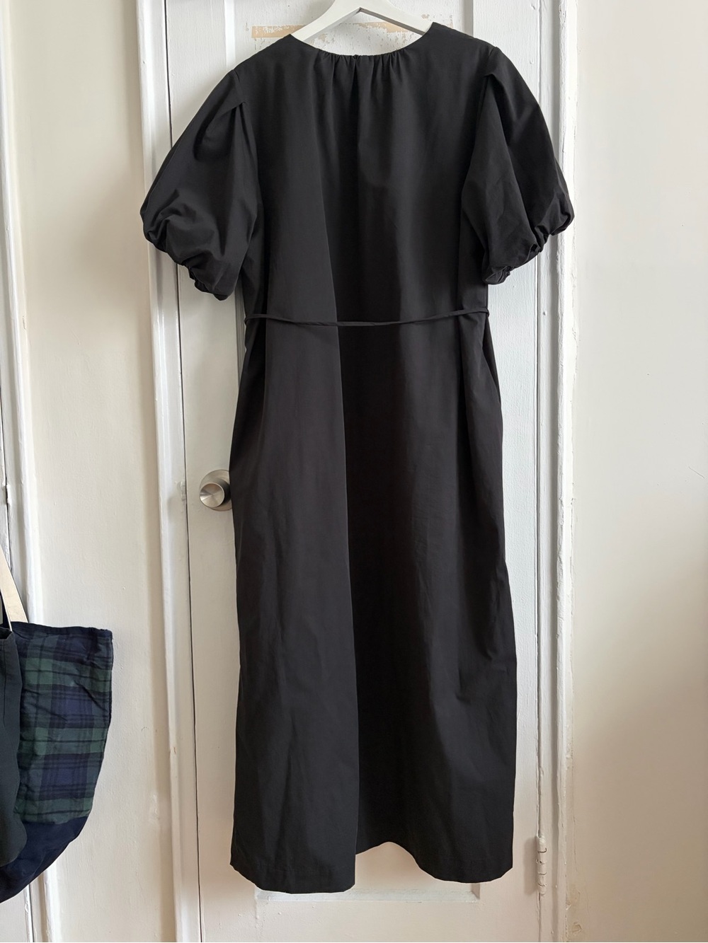 DISSH Black V-Neck Puff-Sleeve Maxi Dress with Tie Waist - Picture 2 of 9